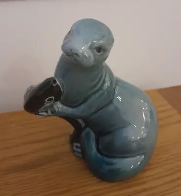 Buy Collectable Poole Pottery Otter Figurine With Fish Blue Teal Poole England [g] • 5.50£