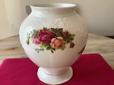 Buy Royal Albert 'Old Country Roses' Vase / Ginger Jar Without Lid.  Excellent  • 19.50£