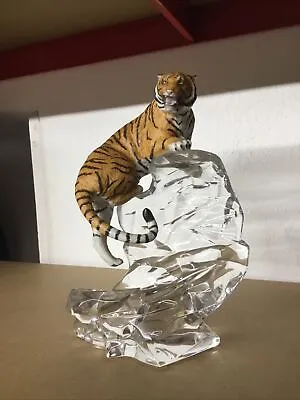 Buy Siberian Tiger Porcelain Figurine On Crystal Base Franklin Mint • 69.99£
