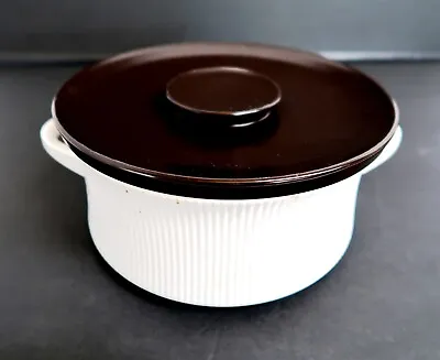Buy Vintage THOMAS FLAMMFEST Lidded Casserole Dish In White / Brown Ribbed Pattern  • 26.51£