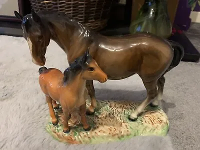 Buy Beswick * RARE* Model Of A Mare And Brown Foal On A Naturalistic Base • 114.99£