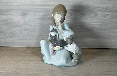 Buy Vintage 1981 NAO Lladro Porcelain 'Cat Nap' Girl Figure  ~ No 5640 • 26£