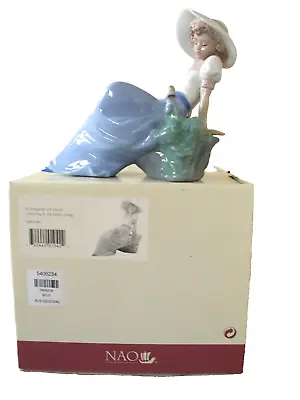 Buy LLADRO NAO Figurine#1042-Listening To The Birds Songs.-BOXED • 15£