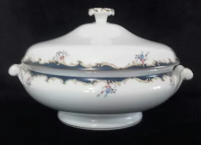 Buy Wedgwood Chartley Covered Vegetable Tureen Serving Dish  • 24.99£