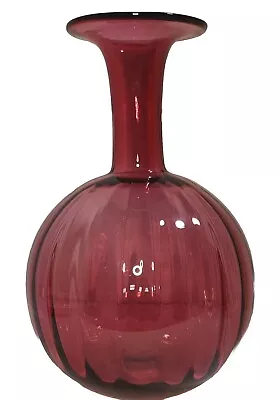 Buy VTG Pilgrim Cranberry Glass Vase Optic Heavy Centerpiece Marked P ON Bottom  • 51.14£