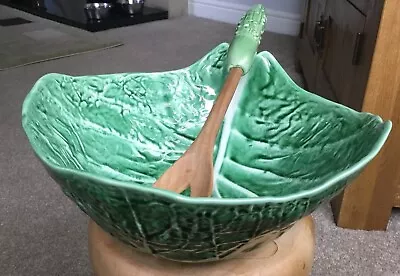 Buy Secla Green Ceramic Cabbage Shaped Bowl With Wooden Server • 16£