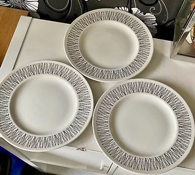 Buy MIDWINTER CHINA GRAPHIC PATTERN 26.5 Cms Set Of Three  DINNER PLATES • 7£