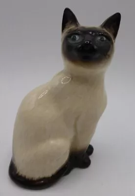 Buy Vintage - Beswick - Siamese Cat Sitting • 9.99£