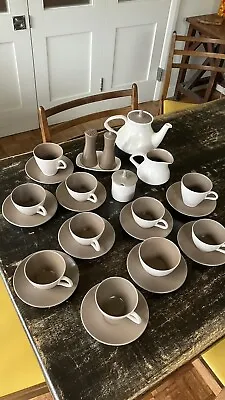 Buy Poole Pottery ‘Contour’ 14 Pc Vintage Tea And Coffee Set In Sepia And Mushroom • 12£