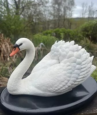 Buy White Swan Large  Porcelain Sculpture. Franklin Mint • 8£
