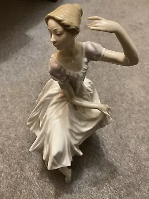 Buy Lladro Large Weary Ballerina Seated Retired - Second • 49£