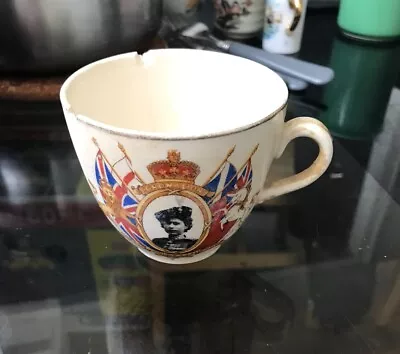 Buy Vintage Unnamed Pottery Queen Elizabeth II Coronation Mug Colourful Royalty Souv • 0.99£