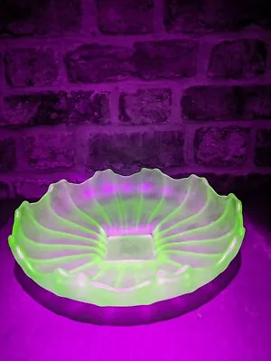 Buy Frosted Uranium Glass Bowl Bagley ? • 14.99£