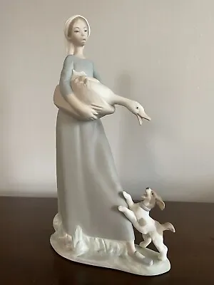 Buy Vintage Retired Lladro Girl With Goose And Dog Figurine 4866 10.5” Tall Mint • 90.13£