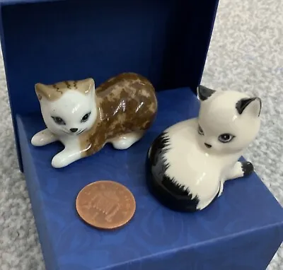 Buy Szeiler Cat / Cats - 2 Little Porcelain Cats - Excellent Condition • 10£