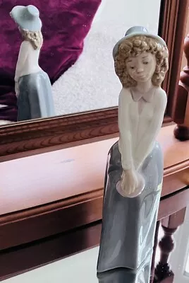 Buy Nao Lladro Daisa Girl Waiting Porcelein Figurine VGC Early 1990 Edition Lovely • 9.99£