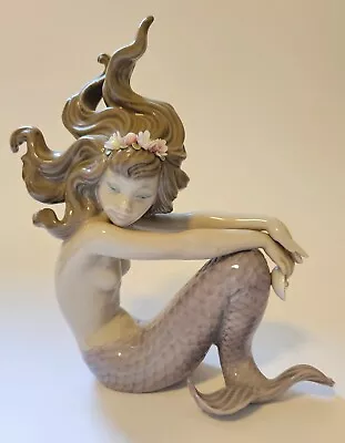Buy Lladro 1413 Mermaid Illusion Figurine Holding Seashell  • 177.61£