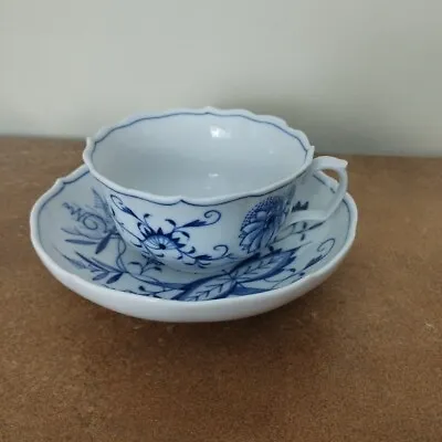 Buy Antique Meissen 'Blue Onion' Pattern, Tea Cup And Saucer, Crossed Swords Mark • 12.95£