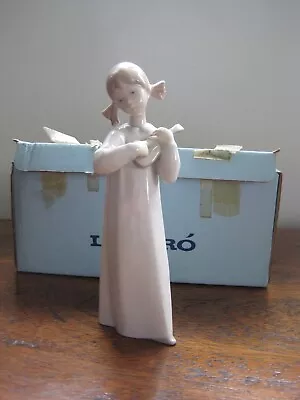 Buy LLADRO Girl With Guitar #4871 Figurine Of Girl Playing Instrument Retired 2001 • 4.99£