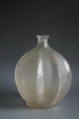 Buy Rene Lalique Malines Glass Vase - Circa 1924 • 349£