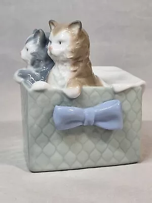 Buy Vintage Spanish Porcelain Figurine, 'Purr-Fect Gift', From Nao, By Lladro #1080G • 14.75£