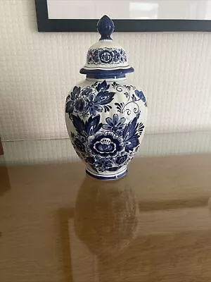 Buy Royal (Japan) Delfts Blauw, Blue And White Temple Vase • 75£