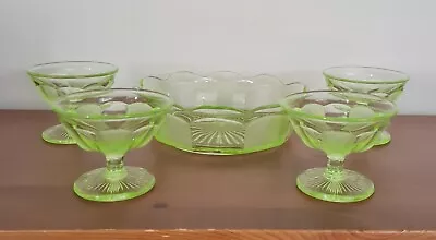 Buy Vintage Art Deco Green Uranium Glass Dessert Bowl & 4 Parfait Dishes, Sowerby  • 29£