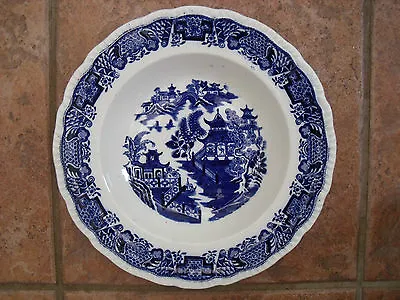 Buy Bristol Pottery Bowl Decorated In Blue & White Oriental Pagoda/Willow Pattern. • 5.99£
