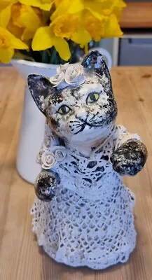 Buy Unusual Vintage Tey Pottery Cat Bride? In Lace Costume • 43£