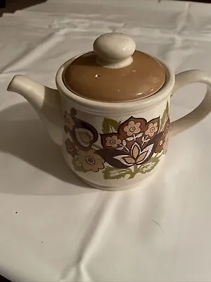 Buy Lovely Vintage Sadler Floral Decorated China Teapot • 5£