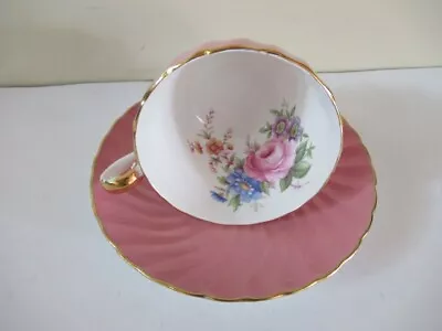 Buy Vintage AYNSLEY Pink Floral Rose SWIRL With Gold Teacup And Saucer • 42.58£