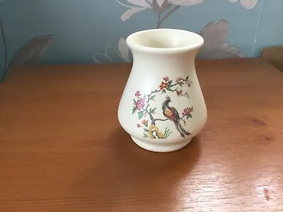 Buy Axe Vale Pottery - Vey Pretty Bird Design Vase • 7.50£