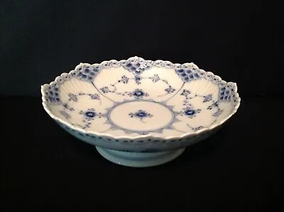 Buy Royal Copenhagen Blue Fluted Half Lace One (1) Round Compote Pedestal Cake #511 • 142.21£