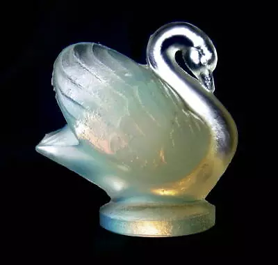 Buy 1940s French Antique Sabino Paris Swan Opaline Glass Figurine • 218.65£