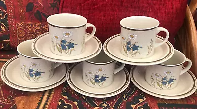 Buy Royal Doulton Lambethware Hill Top Cup And Saucer X 5.  Set B • 18.99£