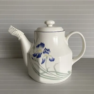 Buy Royal Doulton Minerva Fine China 6 Cup Teapot - Ls 1084 • 9.99£