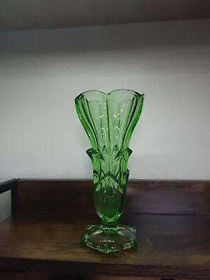 Buy 1930s Vintage Tall Green Uranium Glass Vase, Flower Shape, Approx 20cm Tall • 14.99£