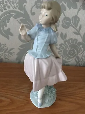 Buy Nao By Lladro Figurine Ornament ' Pretty Girl Walking ' • 15£