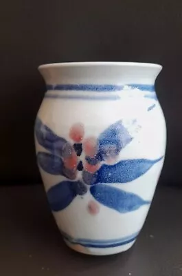Buy Chris Latham Vase Stow On The Wold Pottery  • 9£