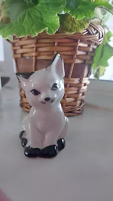 Buy Szeiler Cat Figurine, Made In England • 5£