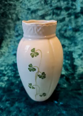 Buy Vintage Irish Donegal Parian Vase  5.5 Ins Tall • 4£