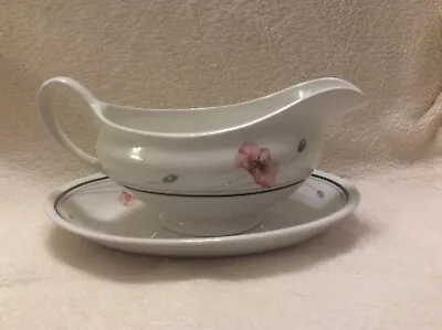 Buy Johnson Brothers Summerfields Gravy Boat/ Sauce Jug With Stand • 15£