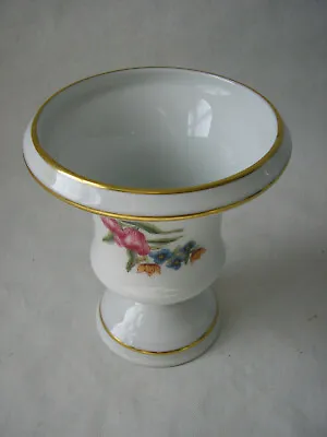 Buy Limoges Vase Urn Porcelaine  Musee Du Louvre  Gold Rim  10 Cms High  • 9£