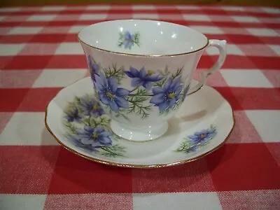 Buy Vintage Queen Anne Made In England Tea Cup And Saucer • 13.19£