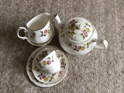 Buy Duchess Romance Tea Set • 25£