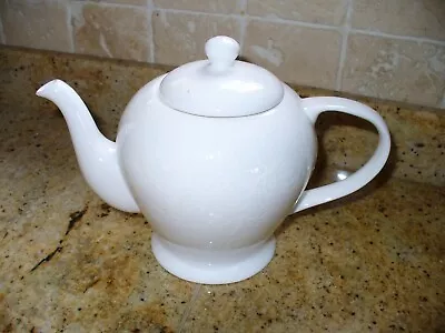 Buy White Fine Bone China Teapot 'Vintage Floral' Johnson Brothers 2 Pint Capacity • 23£