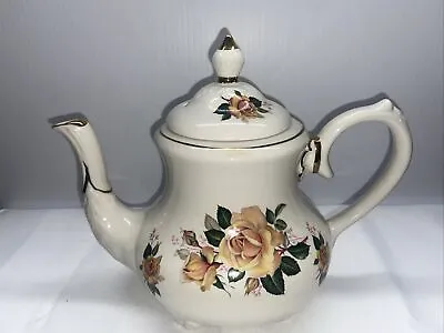 Buy Arthur Woods - Majestic - England Teapot • 27.50£