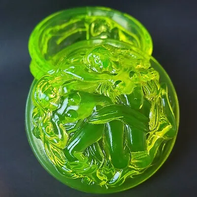 Buy Uranium Glass Trinket Powder Box NEW Glows Green In UV Light Vaseline Glass • 29£