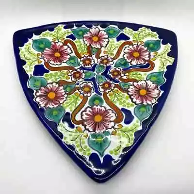 Buy Talavera San Sebastian Aparicio Triangle Shaped Floral Decorative Hanging Plate • 19.25£