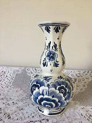 Buy Goka Of Gouda Octagonal Delft Vase - 10   • 25£